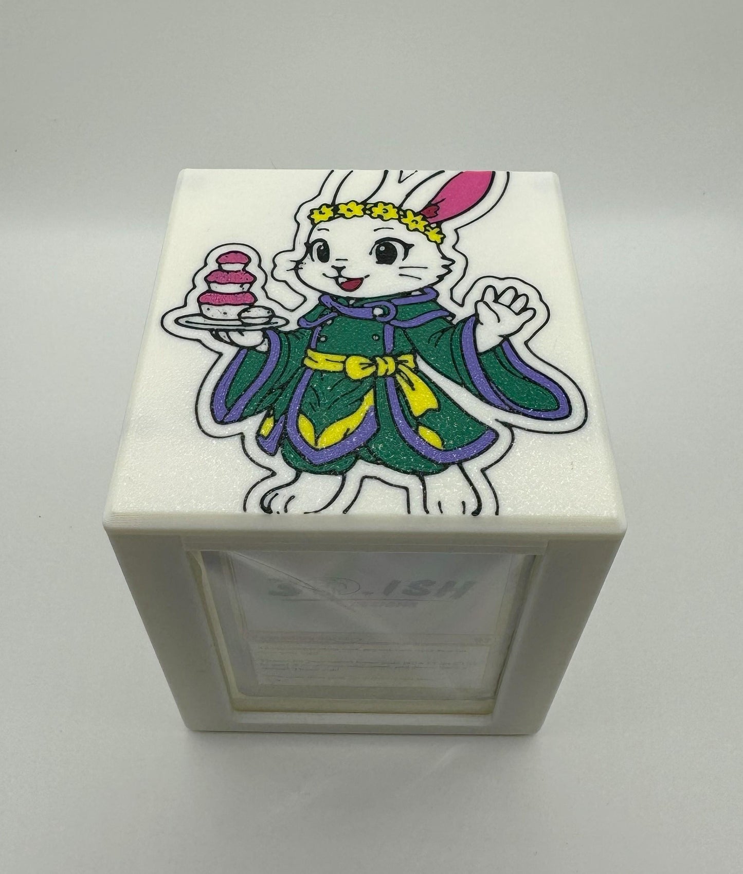 Ms. Bumbleflower - Magnetic Commander Showcase Deck Box