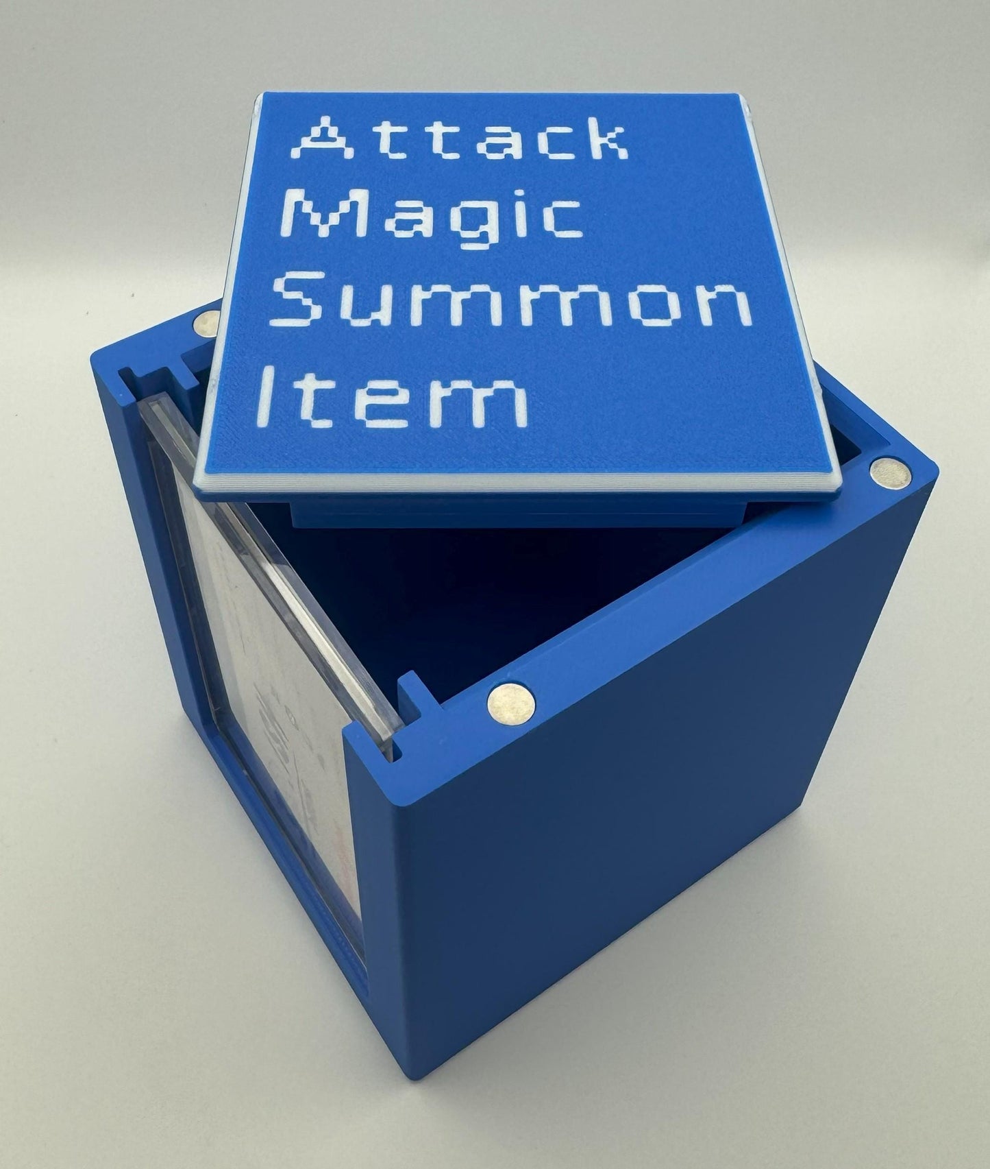 Final Fantasy 7 Battle Menu - Magnetic Commander Showcase Deck Box