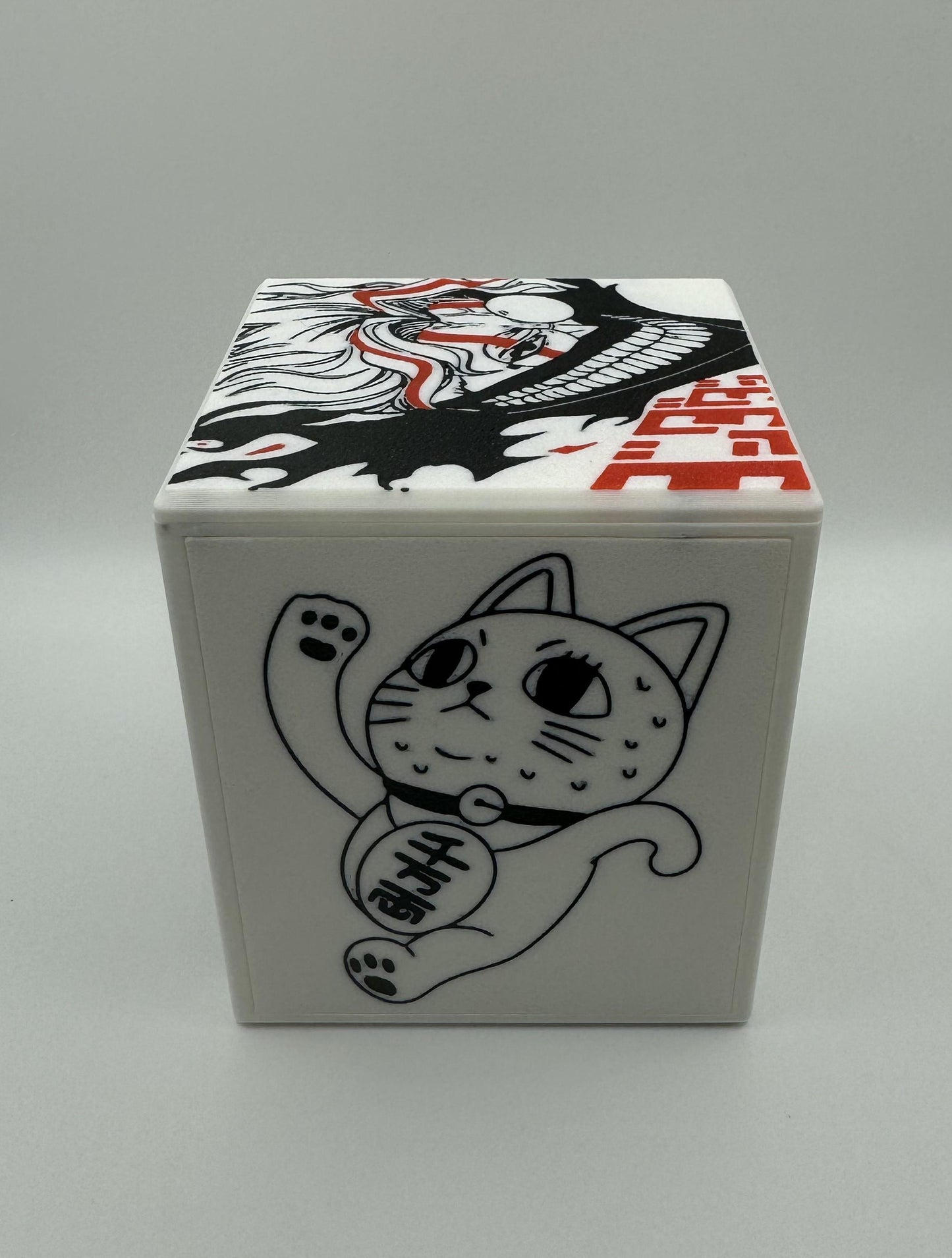 Dan Da Dan - Magnetic Commander Showcase Deck Box