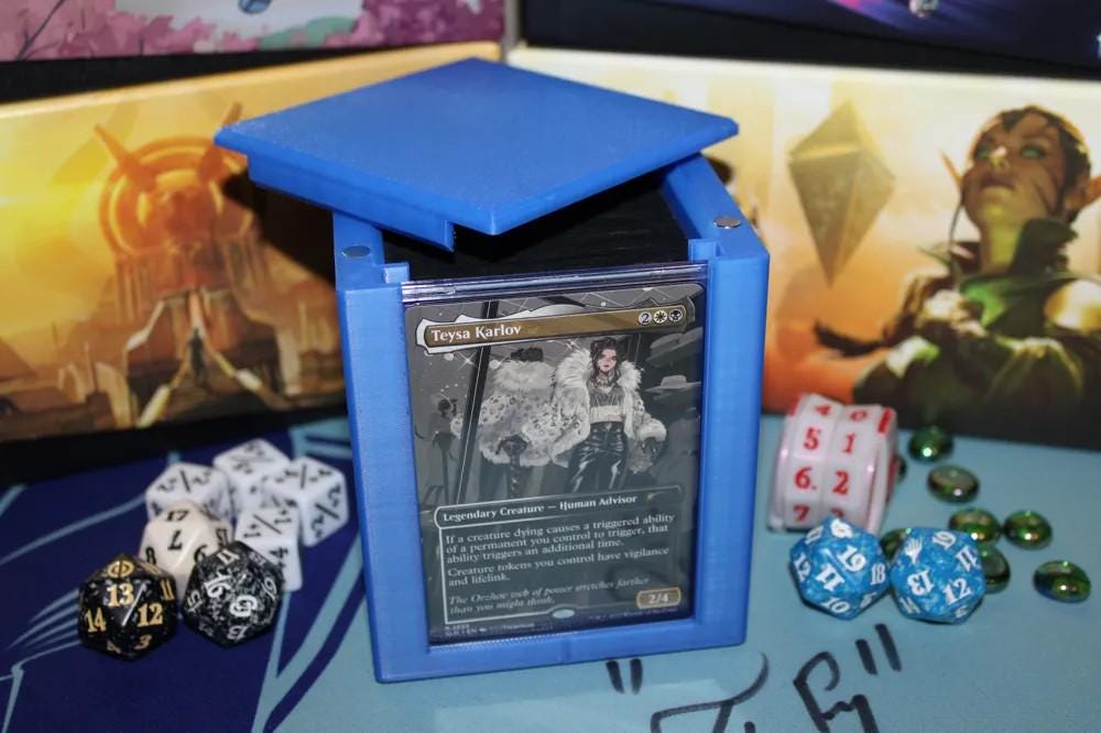 Magnetic Commander Showcase Deck Box - Multiple Color Options