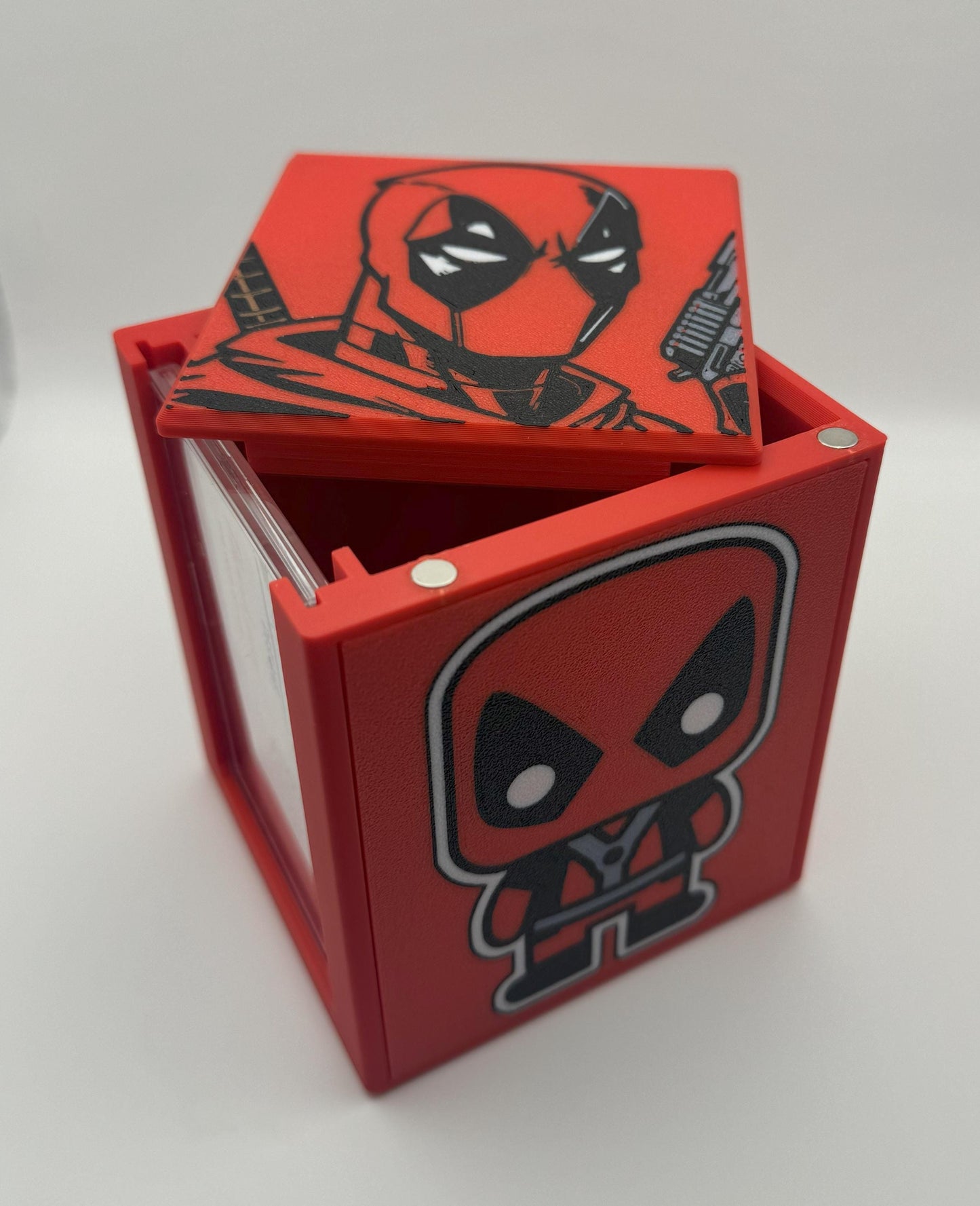 Deadpool - Magnetic Commander Showcase Deck Box